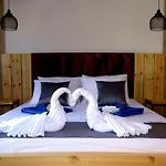 Limni Otel Ksamil