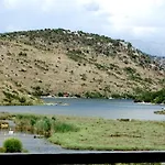 Limni Otel