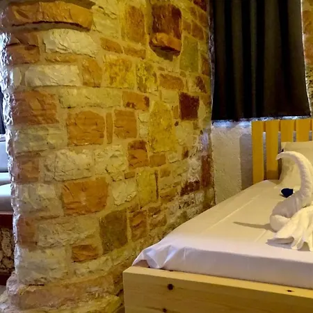 Limni Hotel Ksamil