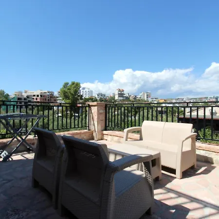 Limni Hotel 4*