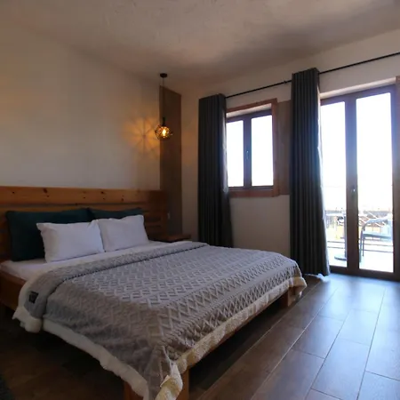 Limni Hotel