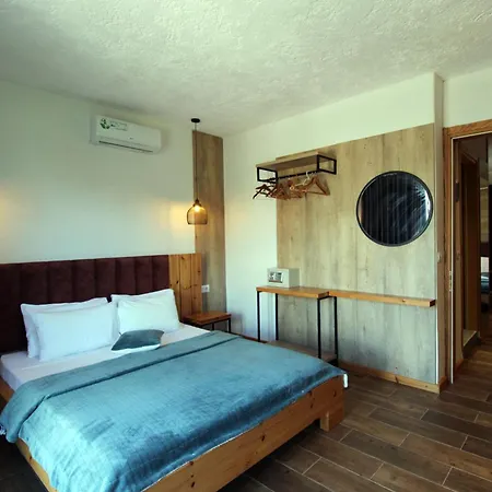Hotel Limni Ksamil