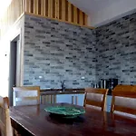 Hotell Limni 4*