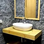 Hotel Limni 4*