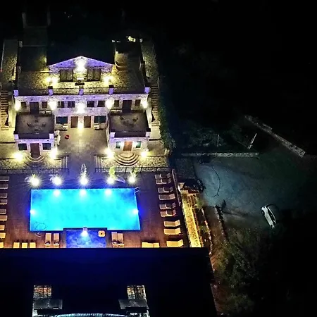 Hotel Limni 4*