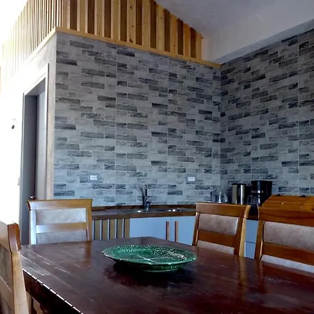 Hotel Limni 4*