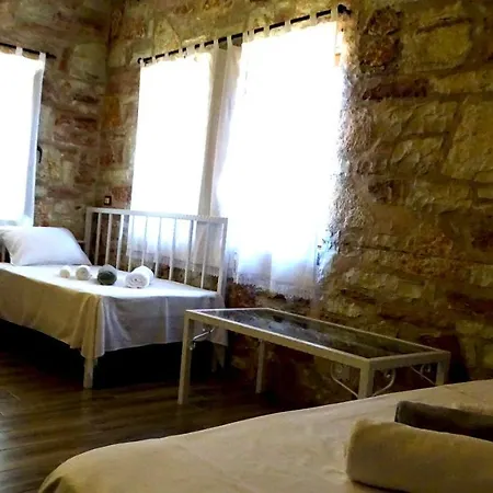 Hotel Limni 4*
