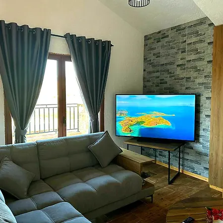 Hotel Limni Ksamil