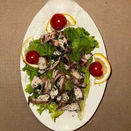 Limni Szálloda Ksamil